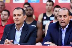 ΑΤΑΚΕΣ... ΠΟΥ ΘΑ ΣΥΖΗΤΗΘΟΥΝ ΑΠΟ ΤΟΥΣ ΑΓΓΕΛΟΠΟΥΛΟΥΣ ΣΤΗ MEDIA DAY ΤΟΥ ΘΡΥΛΟΥ! *ΒΙΝΤΕΟ*