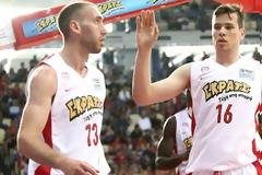 «ΜΕΣΑ» Ο ΛΟΤΖΕΣΚΙ... «ΕΞΩ» Ο ΑΓΡΑΒΑΝΗΣ