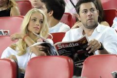 ΕΤΣΙ ΠΑΝHΓYΡΙΣΕ Η ΔΟΥΚΙΣΣΑ ΝΟΜΙΚΟΥ ΤΗΝ ΝΙΚΗ ΤΟΥ ΟΛΥΜΠΙΑΚΟΥ! (PHOTO)