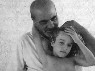 Φωτογραφία για ΑΠΟΚΑΛΥΨΗ ΣΟΚ! Γιατί ο Στέλιος Καζαντζίδης δεν έγινε ποτέ πατέρας;
