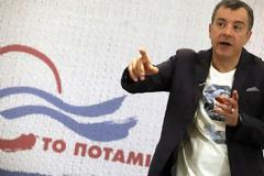 Θεοδωράκης: Δεν αλλάζουμε ρότα επειδή στις εκλογές πήραμε 4%