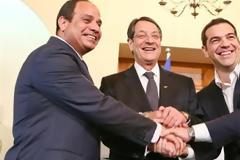 Συμφωνία Ελλάδας-Κύπρου-Αιγύπτου για άμεση οριοθέτηση ΑΟΖ