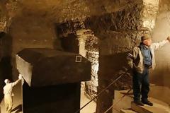 ΒΟΜΒΑ: Απίστευτη ανακάλυψη σε αρχαίο τάφο αλλάζει τα δεδομένα