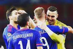 ΤΑ... ΕΠΑΙΞΑΝ ΚΑΙ ΟΙ ΓΑΛΛΟΙ ΜΕ ΤΟΝ ΘΡΥΛΟ ΣΤΟ EMIRATES! *BINTEO*