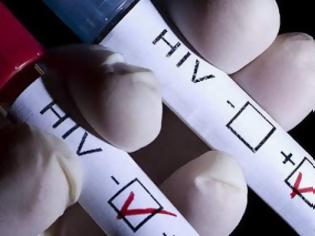 Φωτογραφία για Ανακαλύφθηκε το τρωτό σημείο του HIV - O Έλληνας που συμμετείχε στις μελέτες