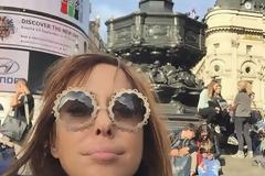 Αγνώριστη η Μελίνα Ασλανίδου - Οι πόζες που δεν την κολακεύουν καθόλου [photos]