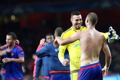 ΞΕΠΕΡΑΣΕ ΤΗ ΜΙΛΑΝ Ο ΘΡΥΛΟΣ!