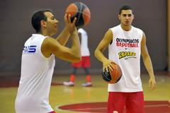 ΜΟΥΡΑΤΟΣ... ΑΠΟ ΤΟ ΣΠΙΤΙ ΤΟΥ! *ΒΙΝΤΕΟ*