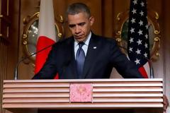 Ομπάμα για το νέο μακελειό στο Όρεγκον: Οι προσευχές δεν φτάνουν!