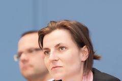 ΓΕΡΜΑΝΙΚΟ ΥΠΟΙΚ: Η ΜΕΤΑΡΡΥΘΜΙΣΤΙΚΗ ΔΙΑΔΙΚΑΣΙΑ ΠΡΕΠΕΙ ΝΑ ΣΥΝΕΧΙΣΤΕΙ