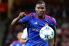 ΑΝΕΒΑΖΕΙ ΡΥΘΜΟΥΣ ΚΑΙ... ΚΡΙΝΕΤΑΙ ΓΙΑ ΤΟΥΜΠΑ ΤΟΥ ΙΝΤΕΓΕ