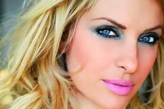 Αυτός είναι ο προσωπικός σωματοφύλακας της Ελένης Μενεγάκη [photo]