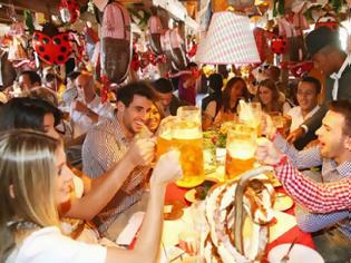 Φωτογραφία για ΤΟ Oktoberfest ΤΗΣ ΜΠΑΓΕΡΝ ΚΑΙ ΟΙ... ΟΜΟΡΦΕΣ ΠΑΡΟΥΣΙΕΣ (PHOTOS)