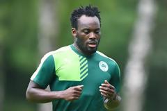 Ο Εσιέν είναι αποφασισμένος να παίξει για τον Παναθηναϊκό