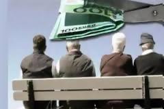 Πετσόκοψαν την κατώτερη σύνταξη του ΙΚΑ, ετοιμάζουν τη νέα σαρωτική ανατροπή