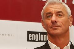 ΤΑ ΕΥΣΗΜΑ ΤΟΥ ΡΑΣ ΣΤΟΝ... ΣΙΛΒΑ ΓΙΑ ΑΡΣΕΝΑΛ!