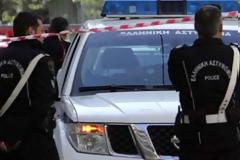 Σύλληψη 22χρονου για λαθραία τσιγάρα και παράνομη οπλοκατοχή