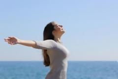 Διώξε το στρες με 5 πανεύκολες ασκήσεις!