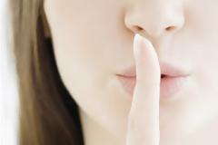 Τα οικογενειακά μυστικά και οι συνέπειές τους