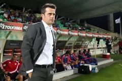 ΤΑ ΔΥΟ... ΣΤΟΙΧΗΜΑΤΑ ΤΟΥ ΣΙΛΒΑ ΣΤΗ ΤΟΥΜΠΑ!