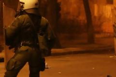 Συνελήφθη 16χρονος για επεισόδια στo Πολυτεχνείο τα ξημερώματα