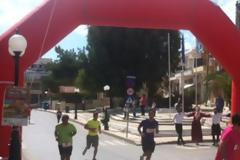 Έτρεξαν για τον… καρκίνο – Σε ρυθμούς “πεντοζάλη” ο Ημιμαραθώνιος στο Αρκαλοχώρι