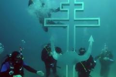 Εντυπωσιακό βίντεο: Ο πρώτος υποθαλάσσιος Ορθόδοξος ναός