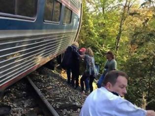 Φωτογραφία για Τραυματίες μετά από εκτροχιασμό τρένου στις ΗΠΑ