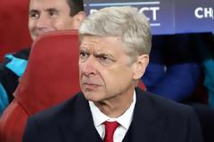 ΑΥΤΟΥΣ ΤΟΥΣ ΔΥΟ... ΕΞΕΤΑΖΕΙ Ο ΒΕΝΓΚΕΡ