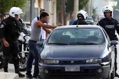 Συνελ'ηφθησαν ανήλικοι Ρομά που λήστευαν πεζούς και οδηγούς στην περιοχή των Αχαρνών