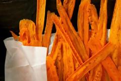 Λαχταριστά και τραγανά τσιπς για όλη την παρέα