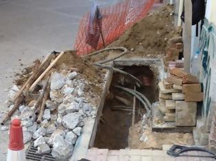 Φωτογραφία για Πάτρα: Εργασίες ξανά στον πεζόδρομο της Ρήγα Φεραίου - Τί αναζητούν τα συνεργεία