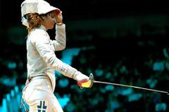 «ΤΟ ΕΘΝΟΣΗΜΟ ΔΕΝ ΠΟΥΛΙΕΤΑΙ!«