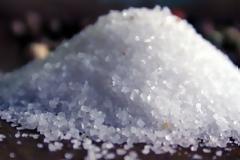 ΣΟΚ: Το αλάτι επηρεάζει τον εγκέφαλο και οδηγεί σε ανοία