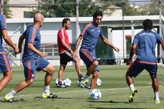 ΕΠΙΣΤΡΟΦΗ ΣΤΟ ΡΕΝΤΗ ΚΑΙ... ΞΑΝΑ ΧΩΡΙΣ ΠΑΡΝΤΟ - ΜΠΟΥΧΑΛΑΚΗ