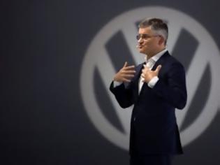 Φωτογραφία για Η Volkswagen ζητά συγγνώμη από τους Aμερικανούς πελάτες της