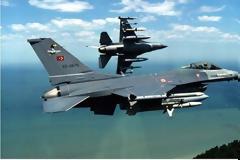 Μπαράζ από 39 παραβιάσεις και 2 υπερπτήσεις στο Αιγαίο από τους Τούρκους!