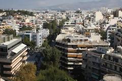 Απίστευτο: Οι Ελληνες έχασαν δύο τρισ. ευρώ στην αξία των ακινήτων τους