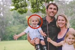 Αυτό το σκυλί τράβηξε τον πατέρα μέσα στο νερό. Αυτό όμως που είδε να επιπλέει τον έκανε να καταρρεύσει... [photo]