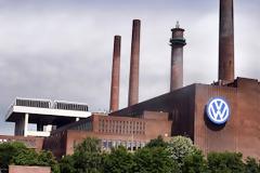 Γερμανία: Έφοδος εισαγγελέων στα γραφεία της Volkswagen