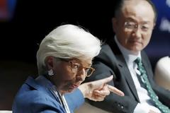 ΛΑΓΚΑΡΝΤ: ΤΟ ΕΛΛΗΝΙΚΟ ΧΡΕΟΣ ΠΡΕΠΕΙ ΝΑ ΚΑΤΑΣΤΕΙ ΒΙΩΣΙΜΟ