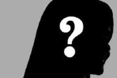 Πασίγνωστη δημοσιογράφος δηλώνει: «Έχω ψωρίαση και το αντιμετωπίζω με ομοιοπαθητική»