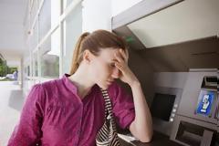 Μήπως κινδυνεύετε με κατάσχεση μισθού; Όλες οι λεπτομέρειες