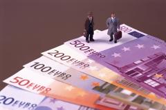 Ηλεκτρονικά οι συναλλαγές επιχειρήσεων με εξωτερικό από το 2016