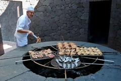 Εστιατόριο σας ψήνει την μπριζόλα μέσα στο... ηφαίστειο [photos]