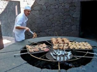 Φωτογραφία για Εστιατόριο σας ψήνει την μπριζόλα μέσα στο... ηφαίστειο [photos]