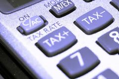 Μία 11άδα φόρων για 2,5 δισ. ευρώ το 2016