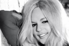 Ελληνίδα ηθοποιός αποκαλύπτει: Ο άντρας μου με απατούσε με την Βουγιουκλάκη