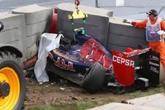 ΤΡΟΜΑΚΤΙΚΟ ΑΤΥΧΗΜΑ ΓΙΑ ΣΑΪΝΘ ΣΤΗΝ ΠΙΣΤΑ ΤΟΥ ΣΟΤΣΙ *ΒΙΝΤΕΟ*