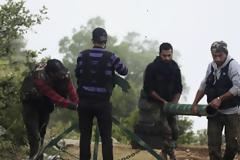 Οι ΗΠΑ βάζουν τέλος στην εκπαίδευση Σύρων ανταρτών